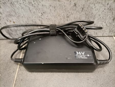 Ladegerät für Panasonic Flyer  