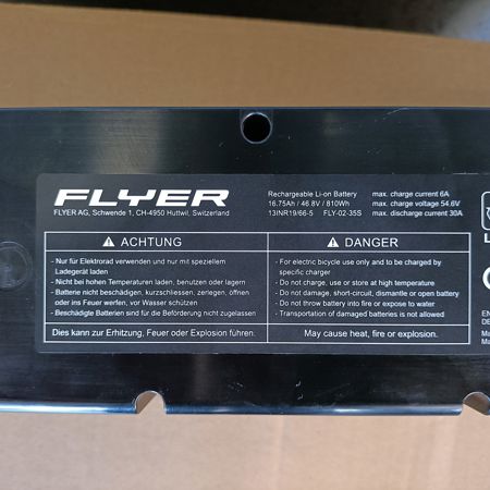 Flyer Upstreet 6. ....   46.8V Akku mit 810Wh 