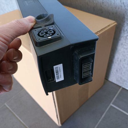 Flyer Upstreet 6. ....   46.8V Akku mit 810Wh 