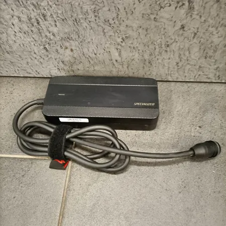 Specialized Turbo Ladegerät 36V