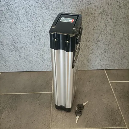 Sattelrohr, Ersatz-Akku 36V