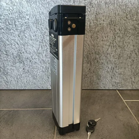 Sattelrohr, Ersatz-Akku 36V