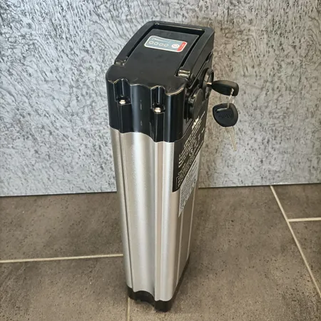 Sattelrohr, Ersatz-Akku 36V